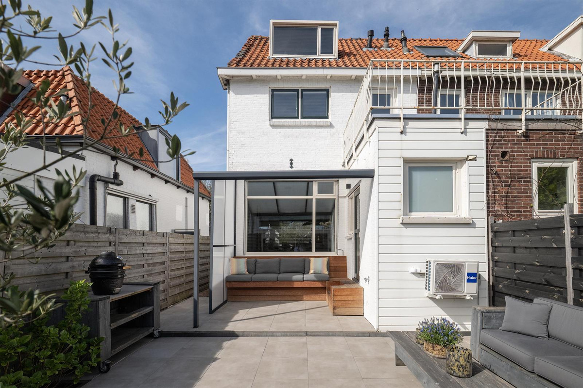 Hoekwoning te koop: 's-Gravenweg 72, Capelle Aan Den Ijssel