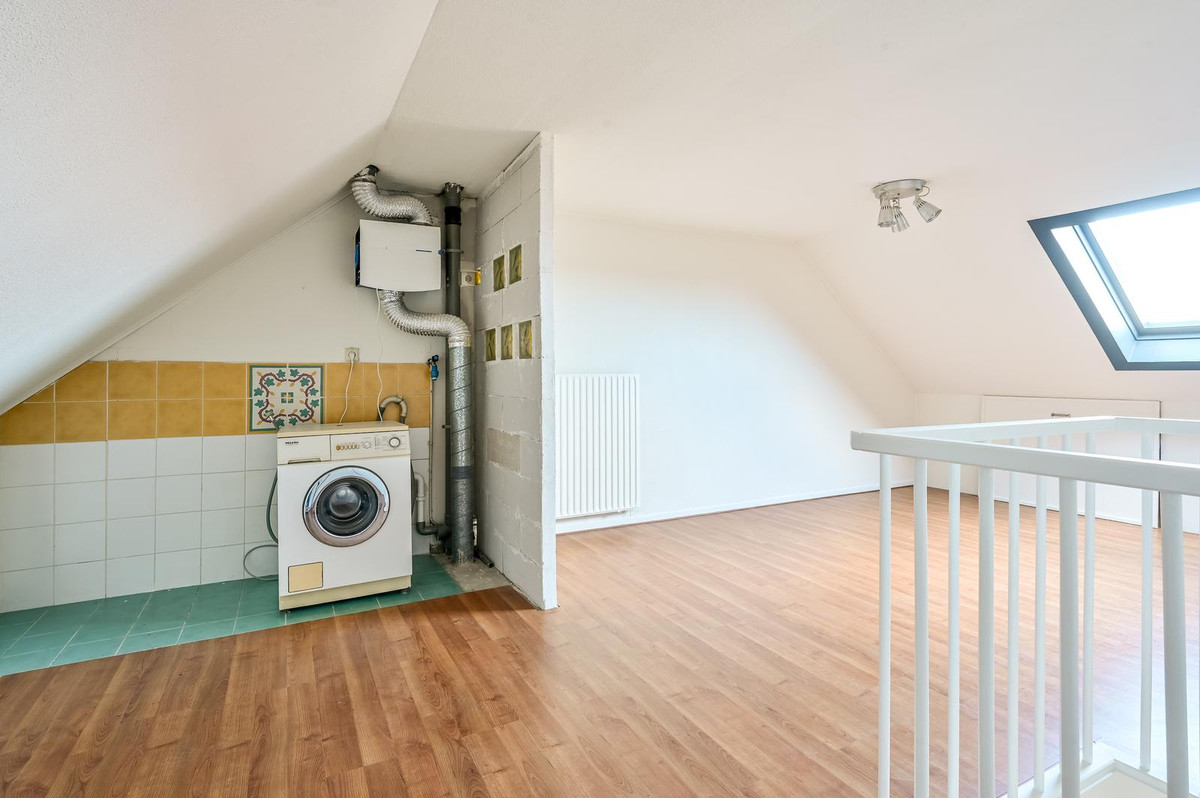 Tussenwoning te koop: Valetaweg 69, Almere