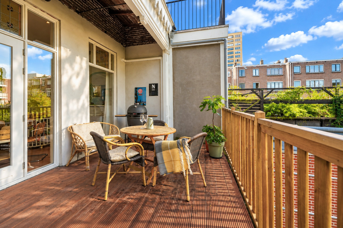 Appartement te koop: Bergweg 301B, Rotterdam
