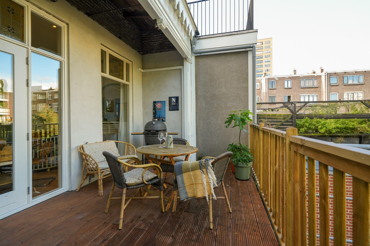 Appartement te koop: Bergweg 301B, Rotterdam