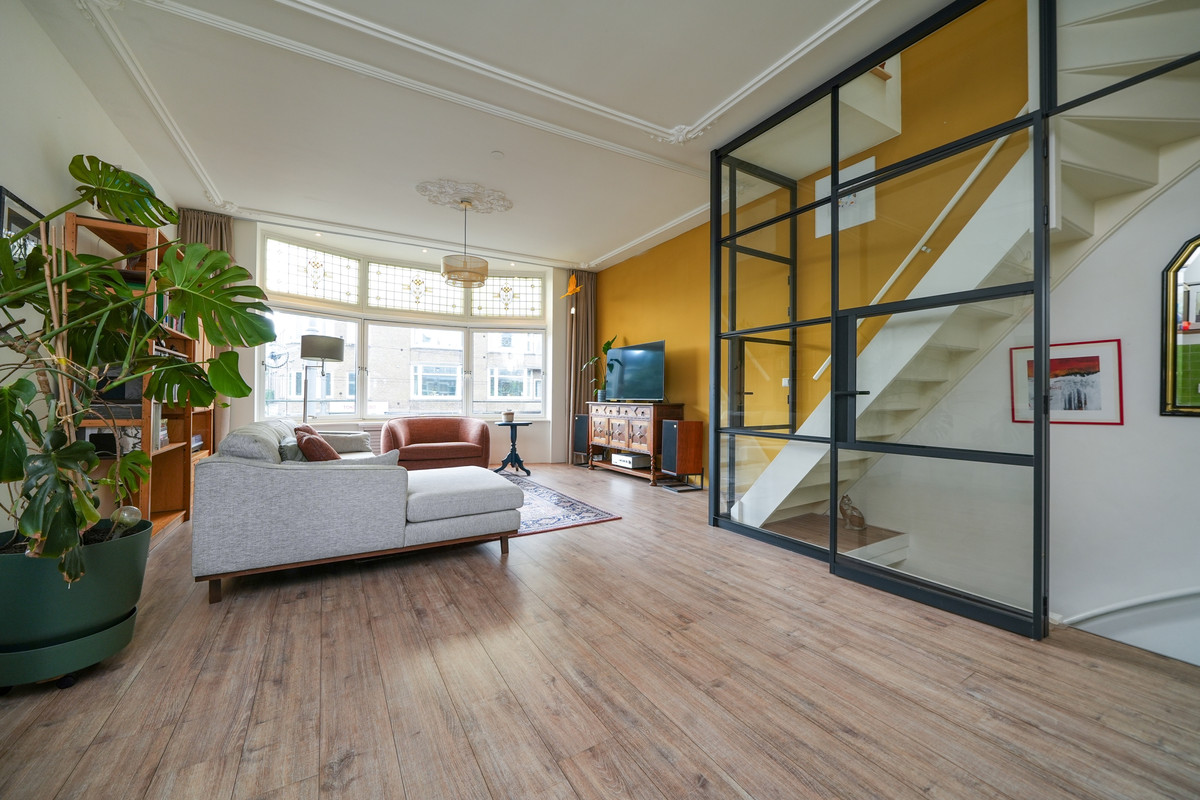 Appartement te koop: Bergweg 301B, Rotterdam