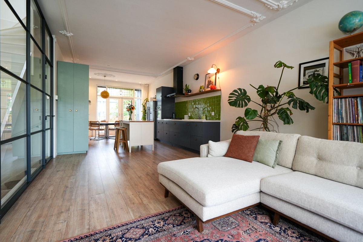 Appartement te koop: Bergweg 301B, Rotterdam