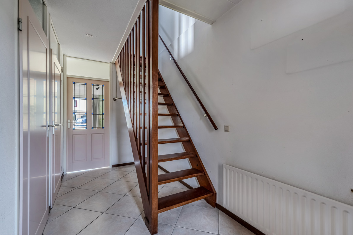Twee-onder-één-kap te koop: Leeuwerik 3, Lemmer