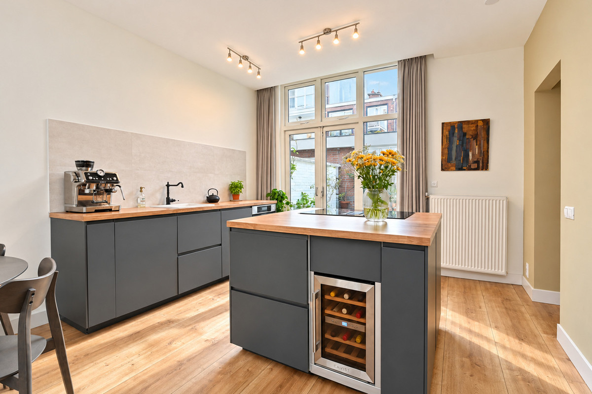 Appartement te koop: Van St. Aldegondeplein 5, 'S-Gravenhage