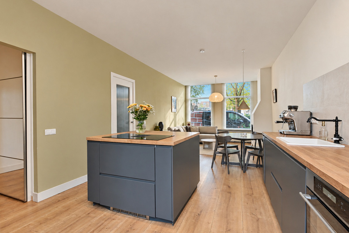 Appartement te koop: Van St. Aldegondeplein 5, 'S-Gravenhage