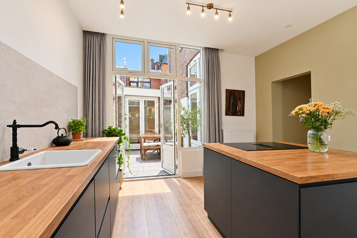 Appartement te koop: Van St. Aldegondeplein 5, 'S-Gravenhage