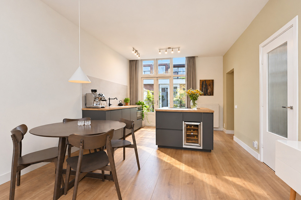 Appartement te koop: Van St. Aldegondeplein 5, 'S-Gravenhage