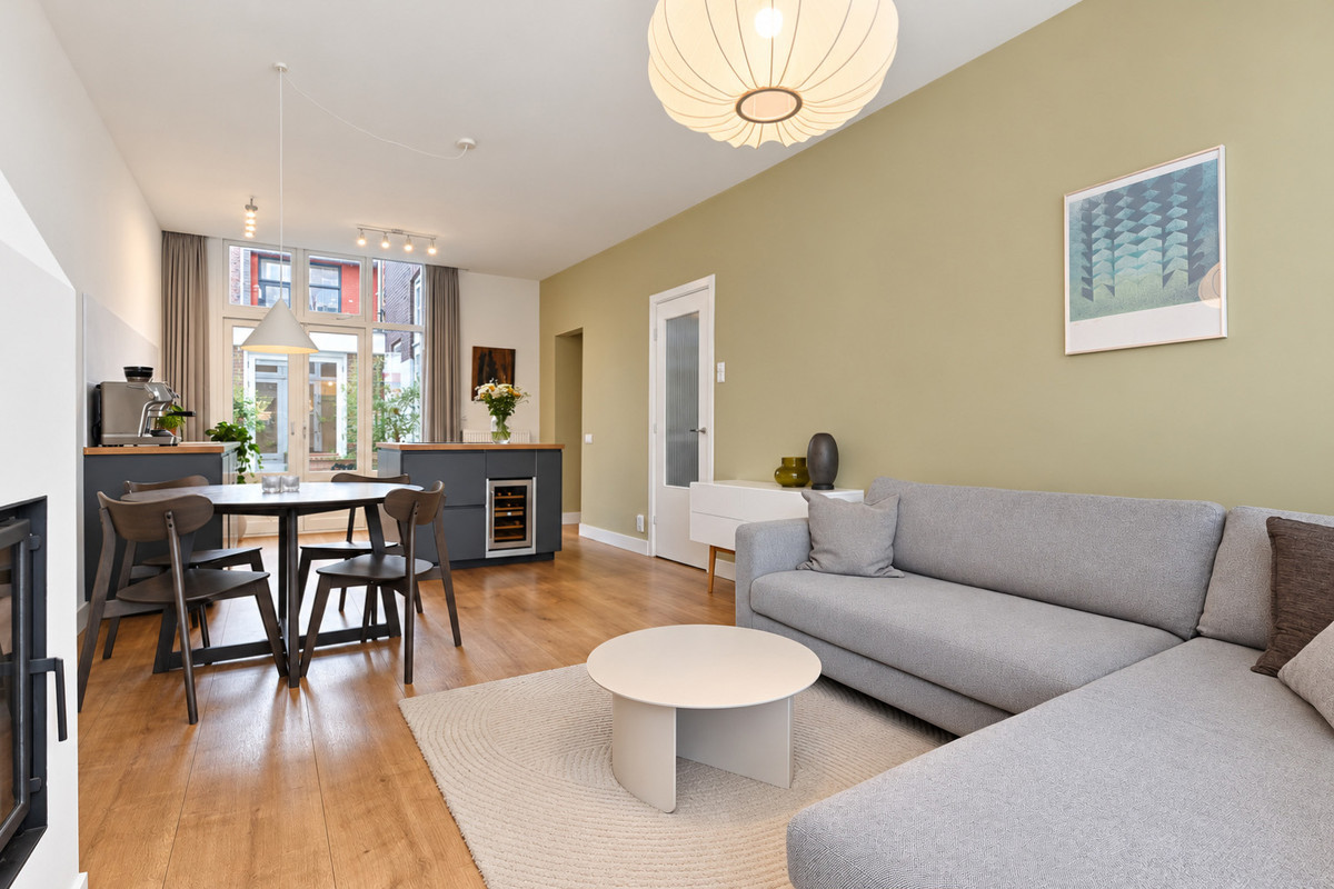 Appartement te koop: Van St. Aldegondeplein 5, 'S-Gravenhage