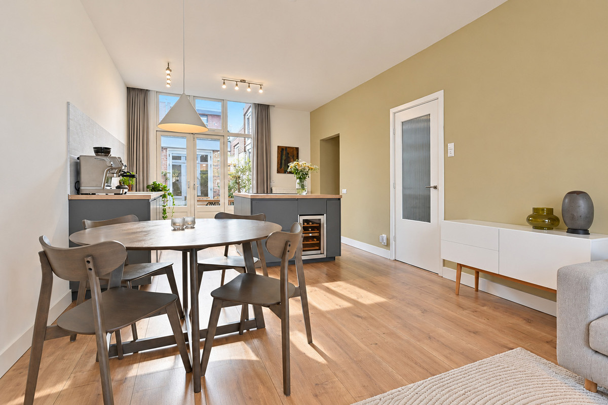 Appartement te koop: Van St. Aldegondeplein 5, 'S-Gravenhage