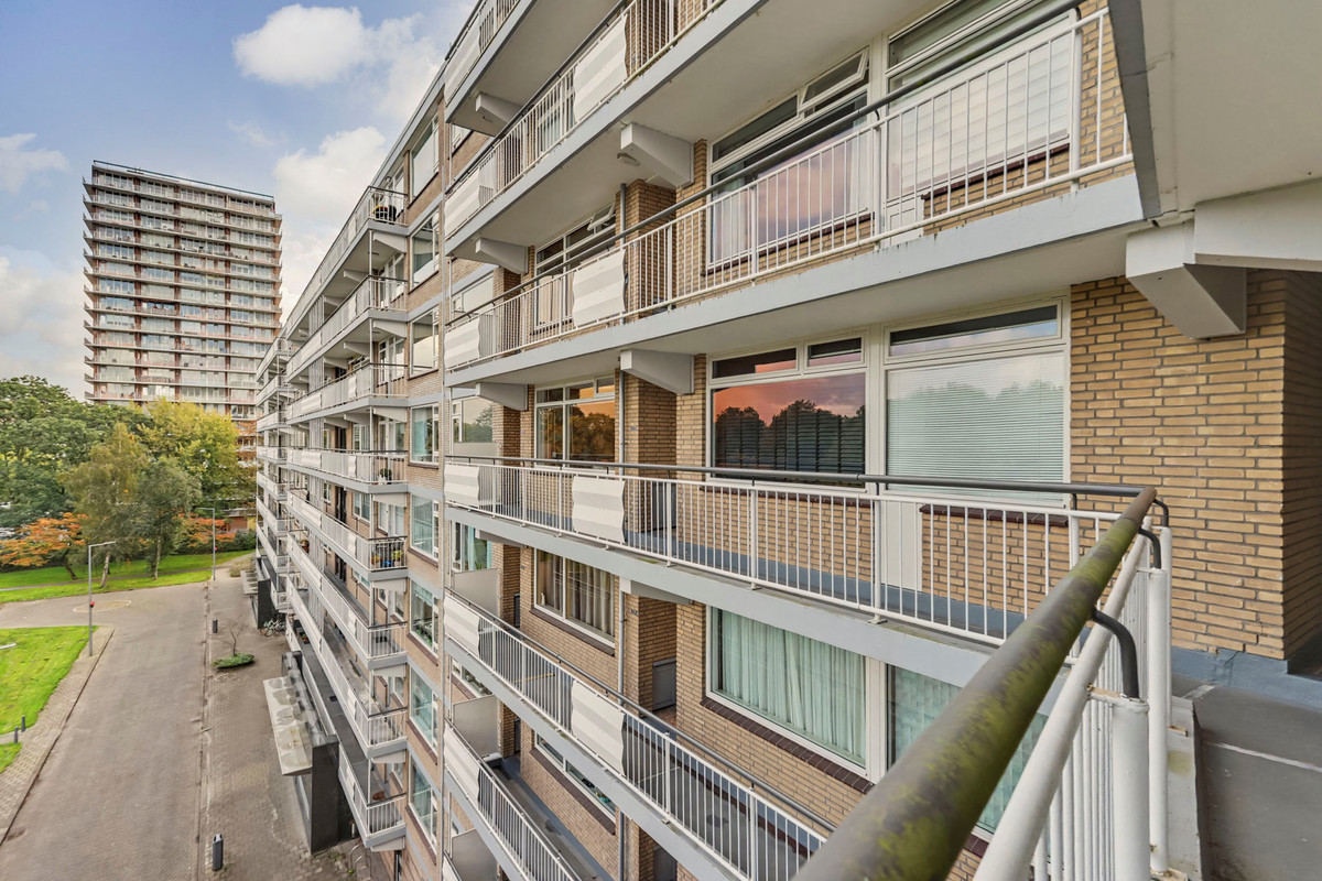 Appartement te koop: Söderblomplaats 526, Rotterdam