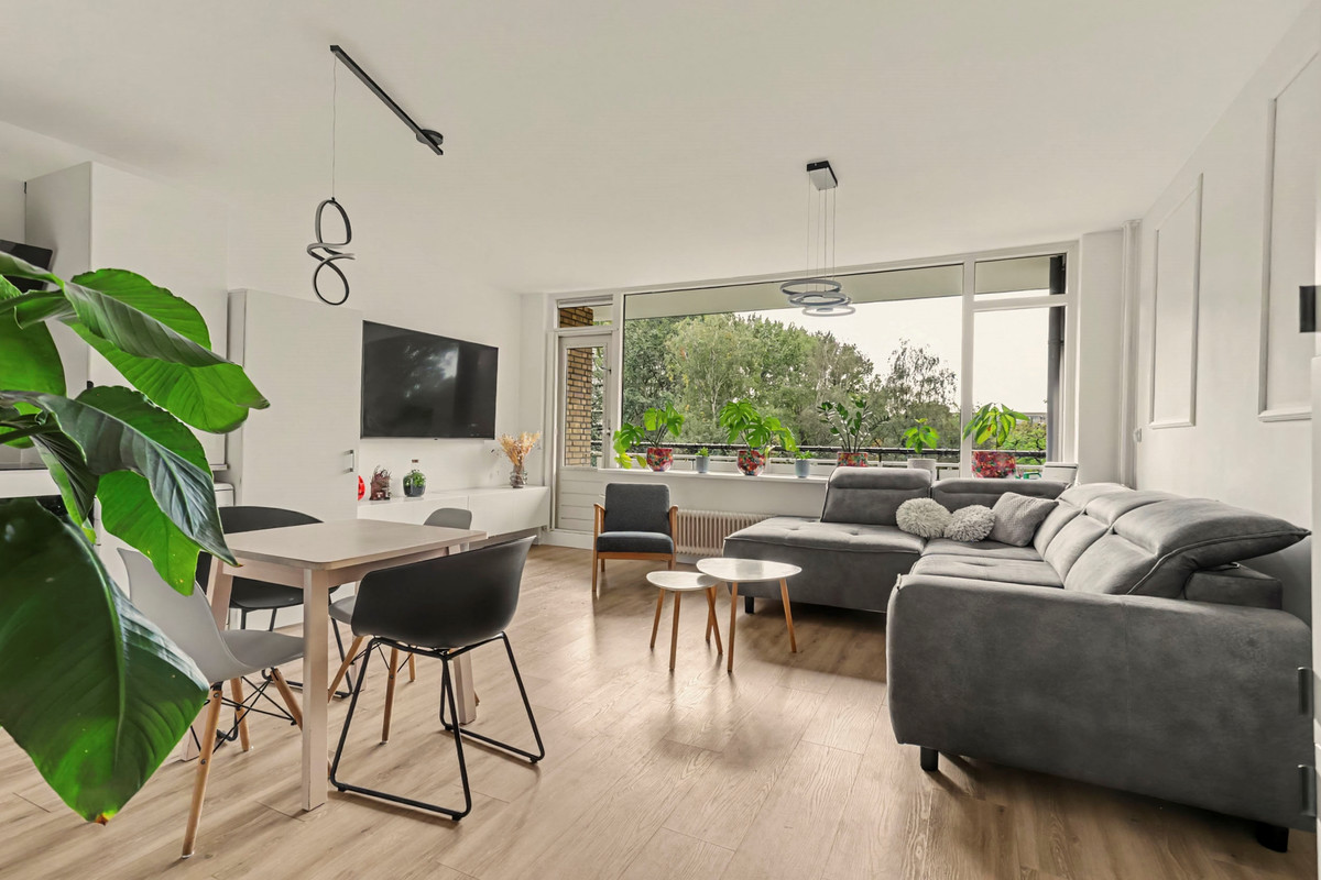 Appartement te koop: Söderblomplaats 526, Rotterdam
