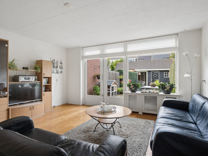 Pompidousingel 25