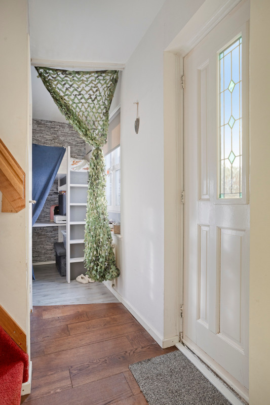 Twee-onder-één-kap te koop: A. van Drielstraat 9, Aalst