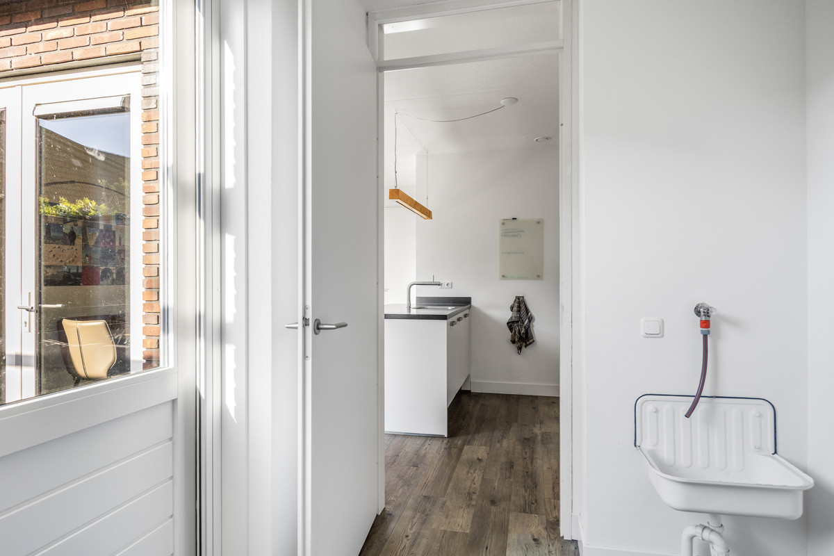 Twee-onder-één-kap te koop: Catrijn Epessingel 10, Bolsward