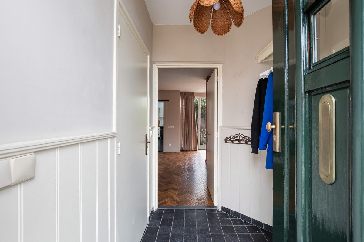 Vrijstaande woning te koop: Zuiddijk 29, Langeweg