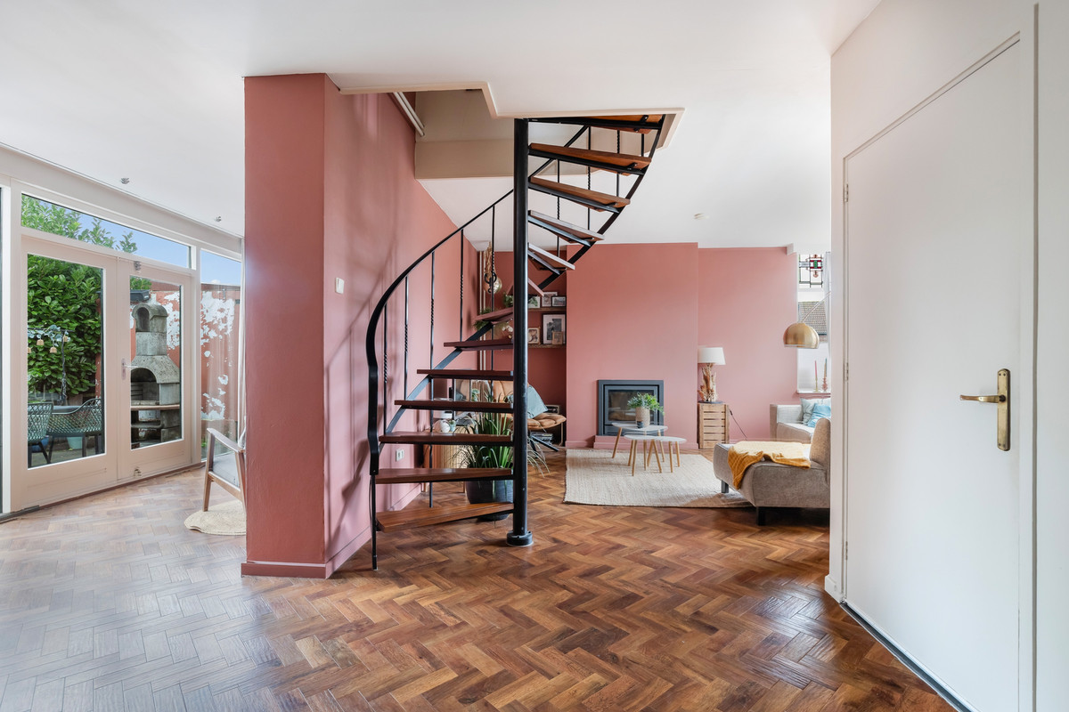 Vrijstaande woning te koop: Zuiddijk 29, Langeweg
