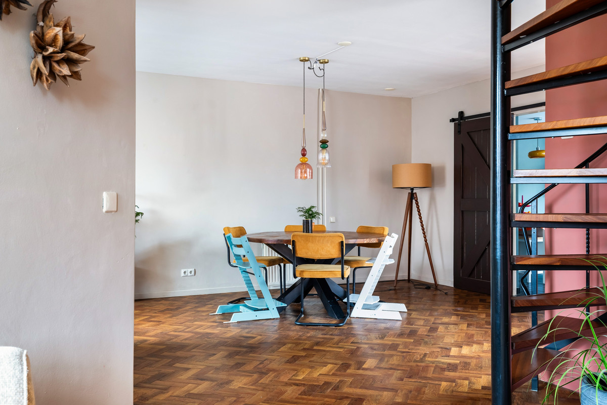 Vrijstaande woning te koop: Zuiddijk 29, Langeweg
