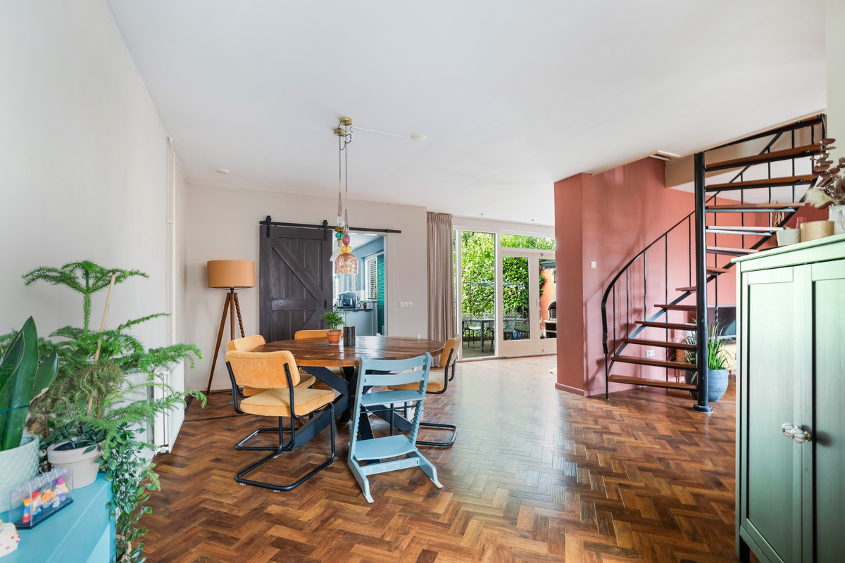 Vrijstaande woning te koop: Zuiddijk 29, Langeweg