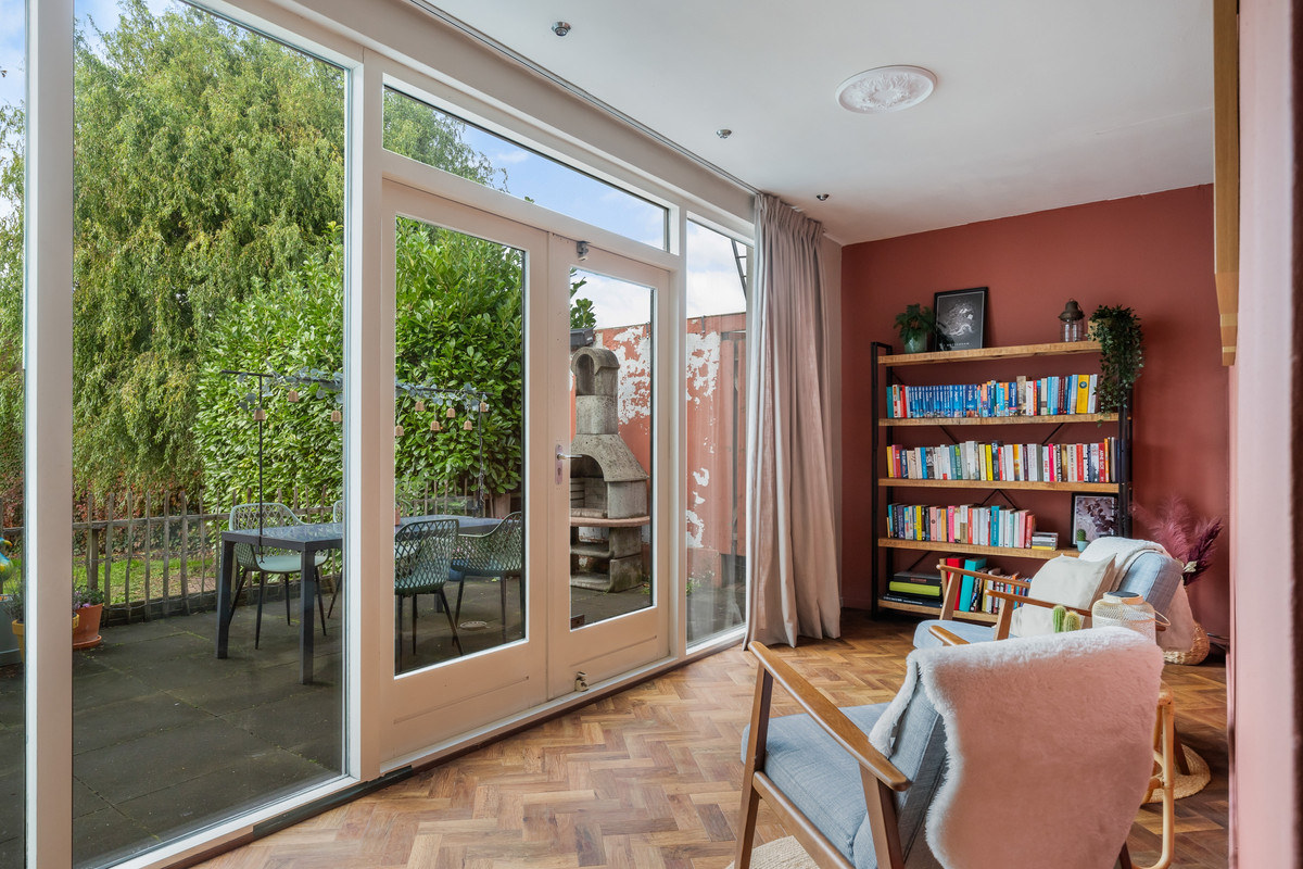 Vrijstaande woning te koop: Zuiddijk 29, Langeweg