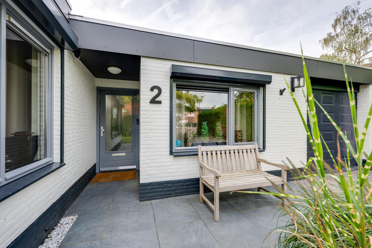 Vrijstaande woning te koop: Pater Beckerstraat 2, Oudenbosch