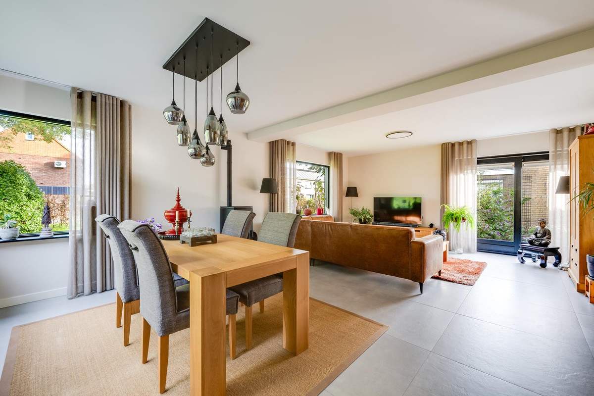 Vrijstaande woning te koop: Pater Beckerstraat 2, Oudenbosch