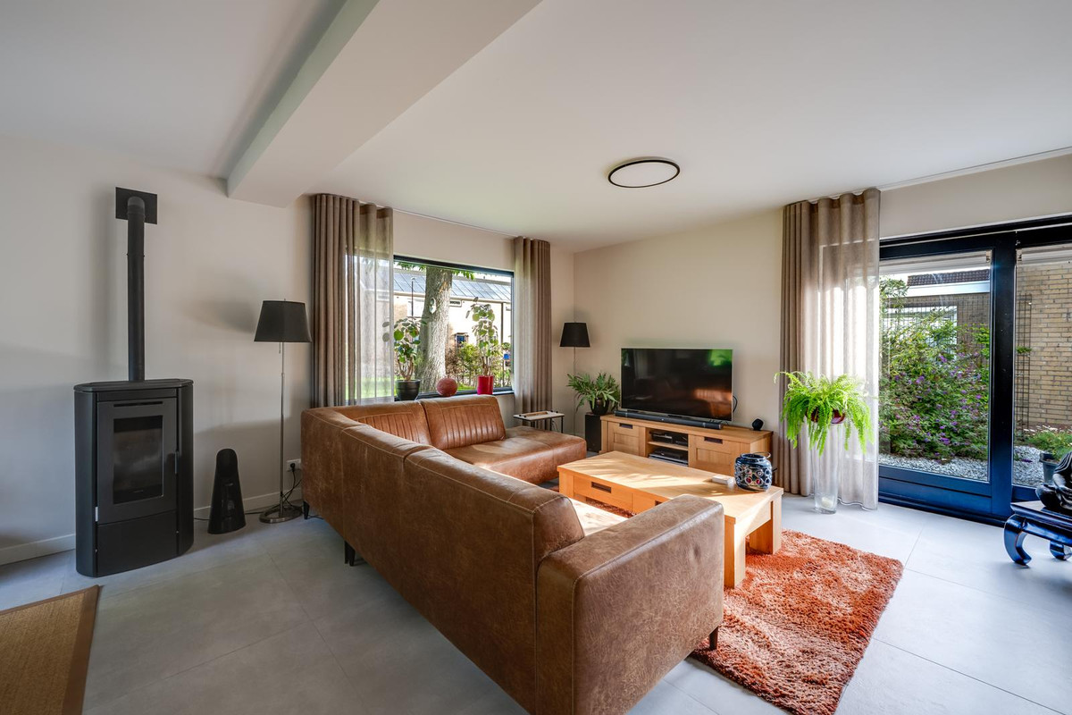 Vrijstaande woning te koop: Pater Beckerstraat 2, Oudenbosch