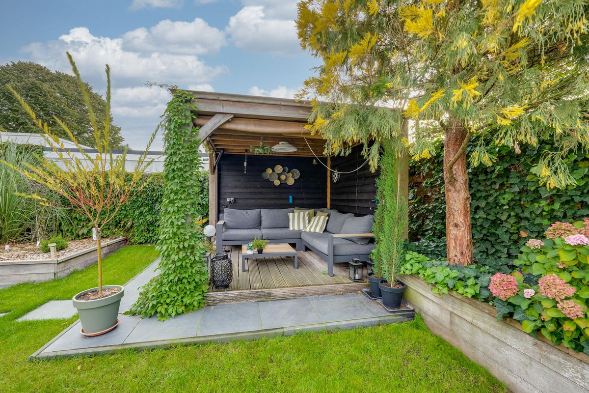 Vrijstaande woning te koop: Pater Beckerstraat 2, Oudenbosch