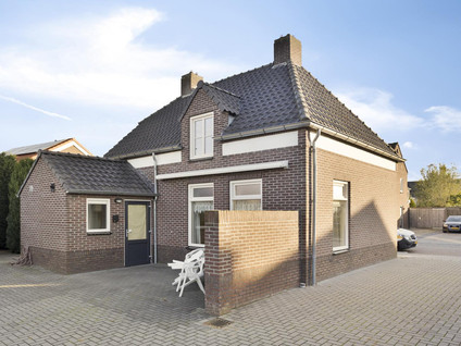 Dorpsstraat 76