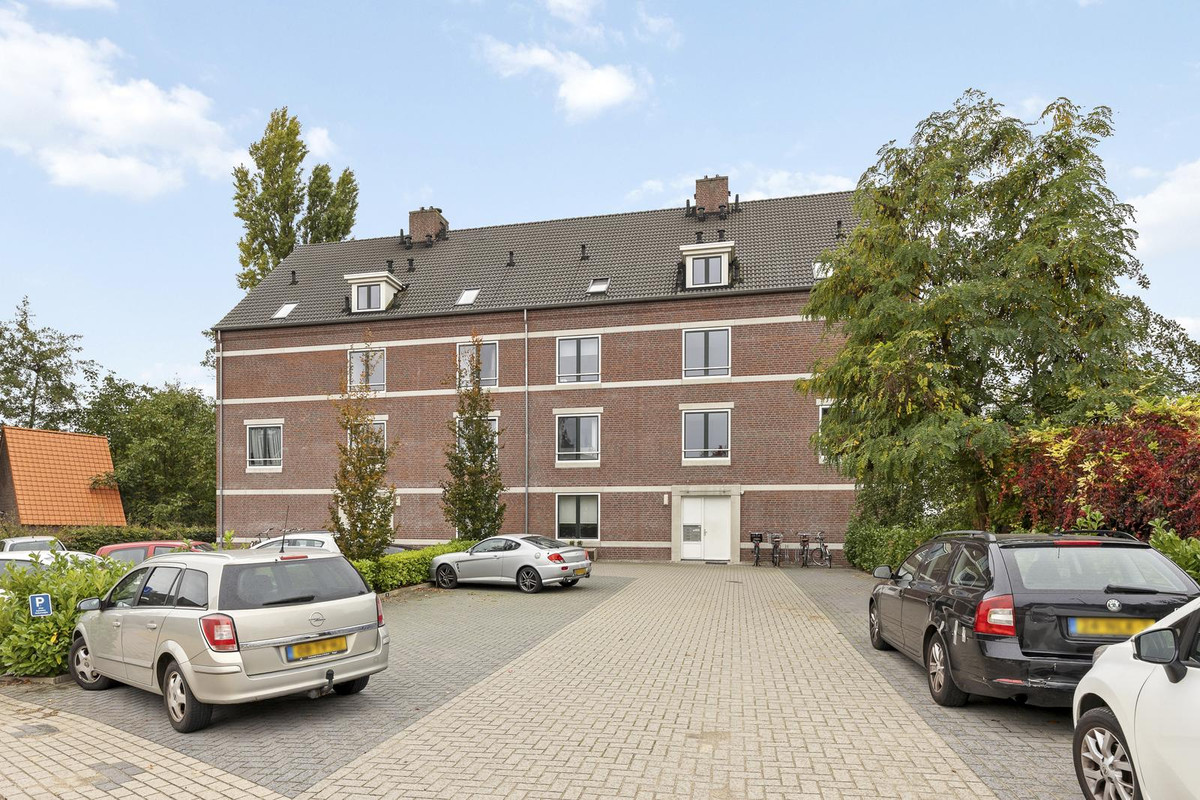 Appartement te koop: Slousweg 14, Roermond