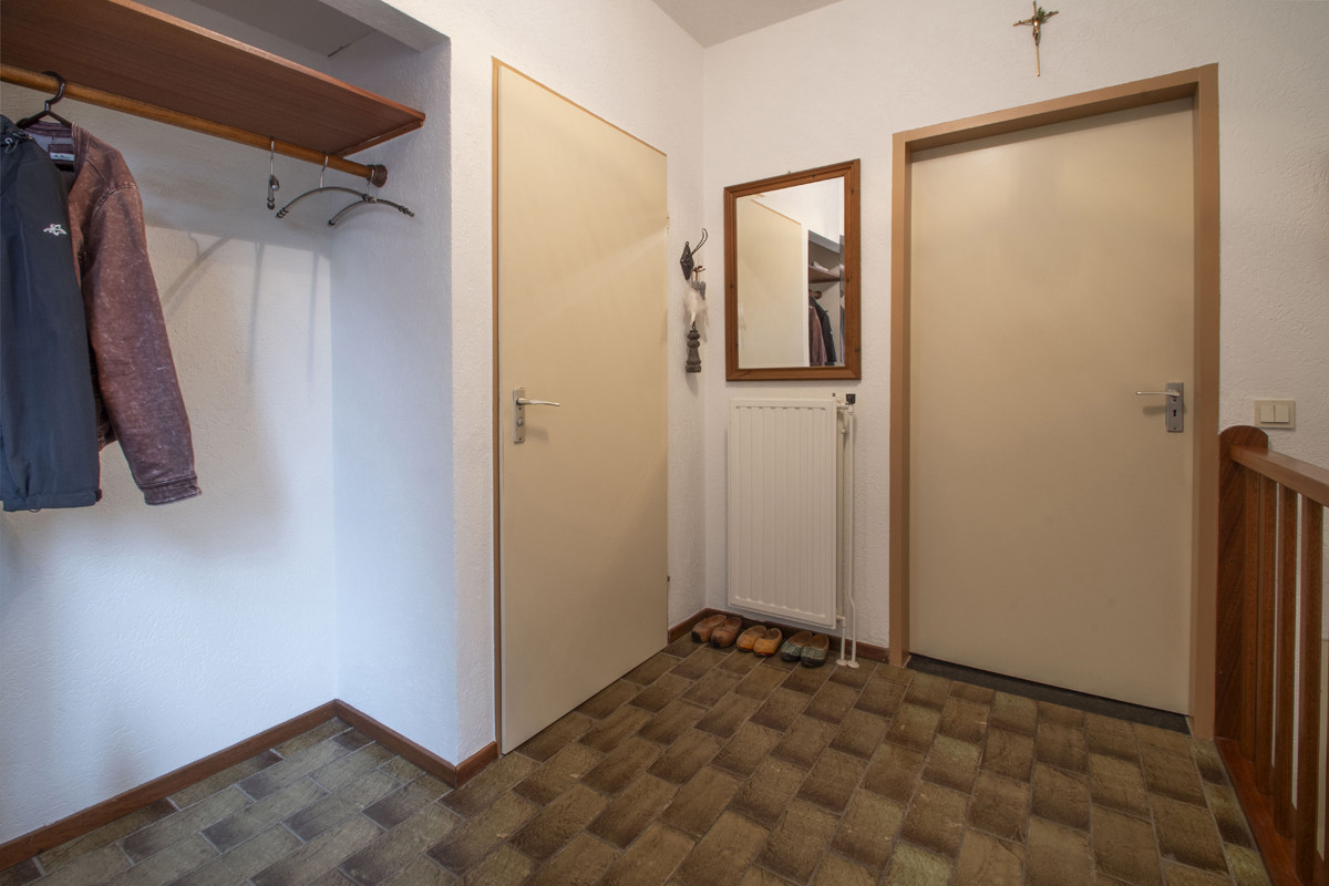 Twee-onder-één-kap te koop: Holstraat 8B, Buggenum