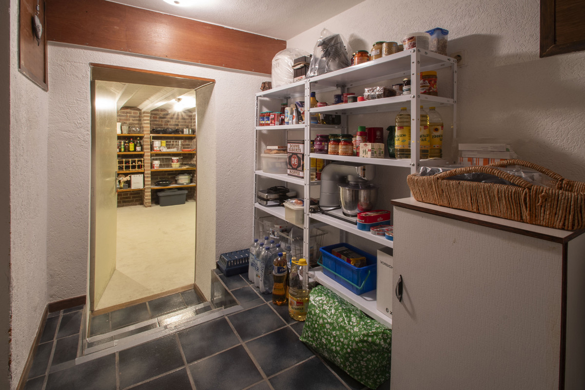 Twee-onder-één-kap te koop: Holstraat 8B, Buggenum