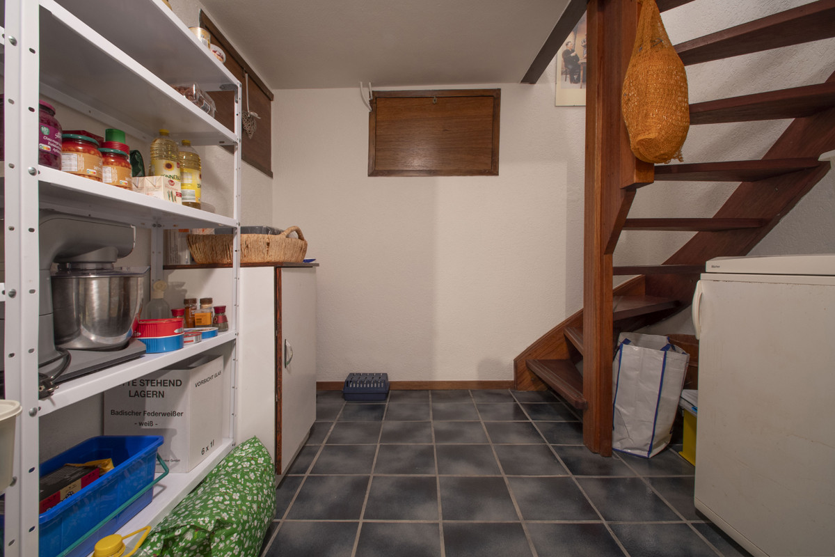 Twee-onder-één-kap te koop: Holstraat 8B, Buggenum