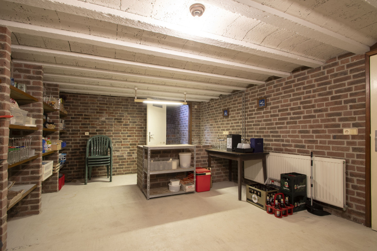 Twee-onder-één-kap te koop: Holstraat 8B, Buggenum