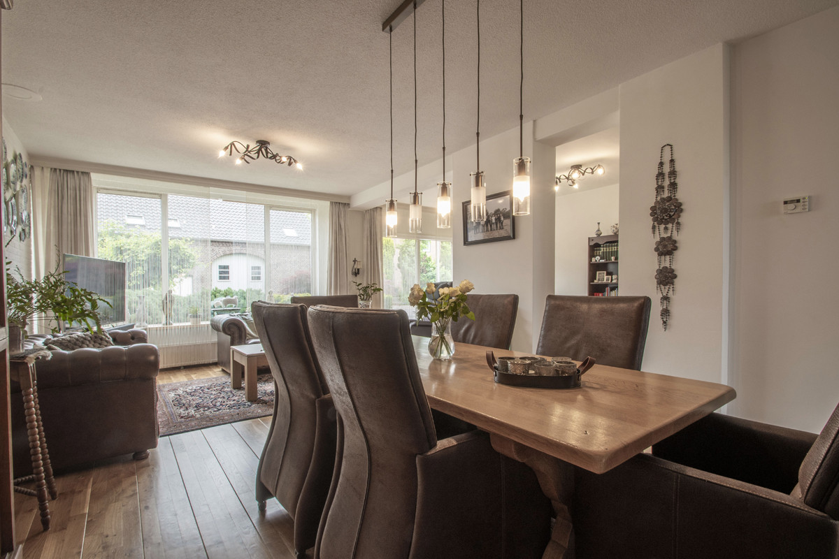 Twee-onder-één-kap te koop: Holstraat 8B, Buggenum