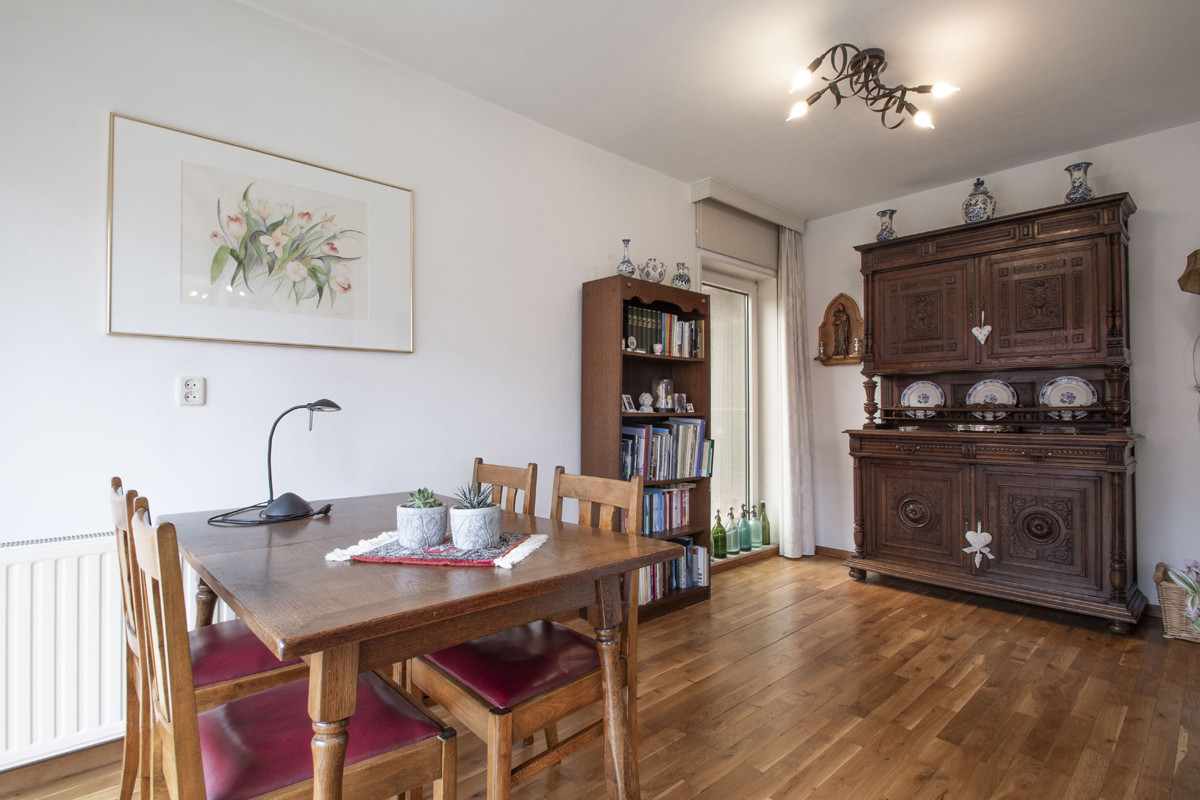 Twee-onder-één-kap te koop: Holstraat 8B, Buggenum