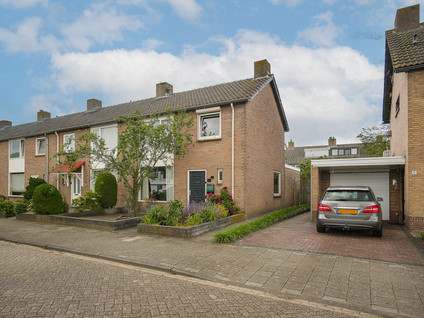 van der Aastraat 16
