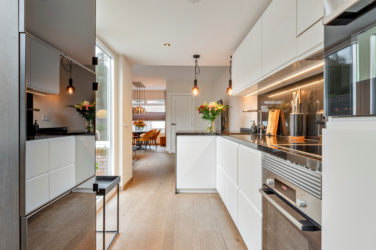Tussenwoning te koop: Simon Stevinstraat 3, Tilburg