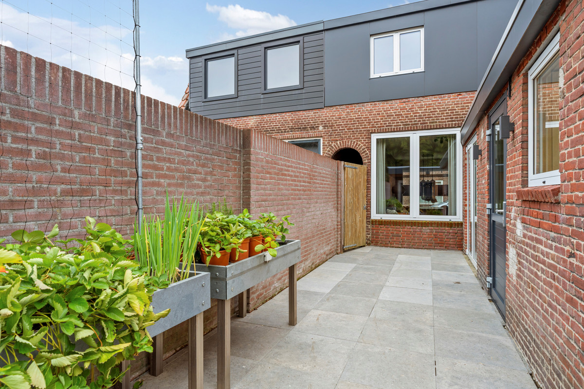Tussenwoning te koop: Simon Stevinstraat 3, Tilburg