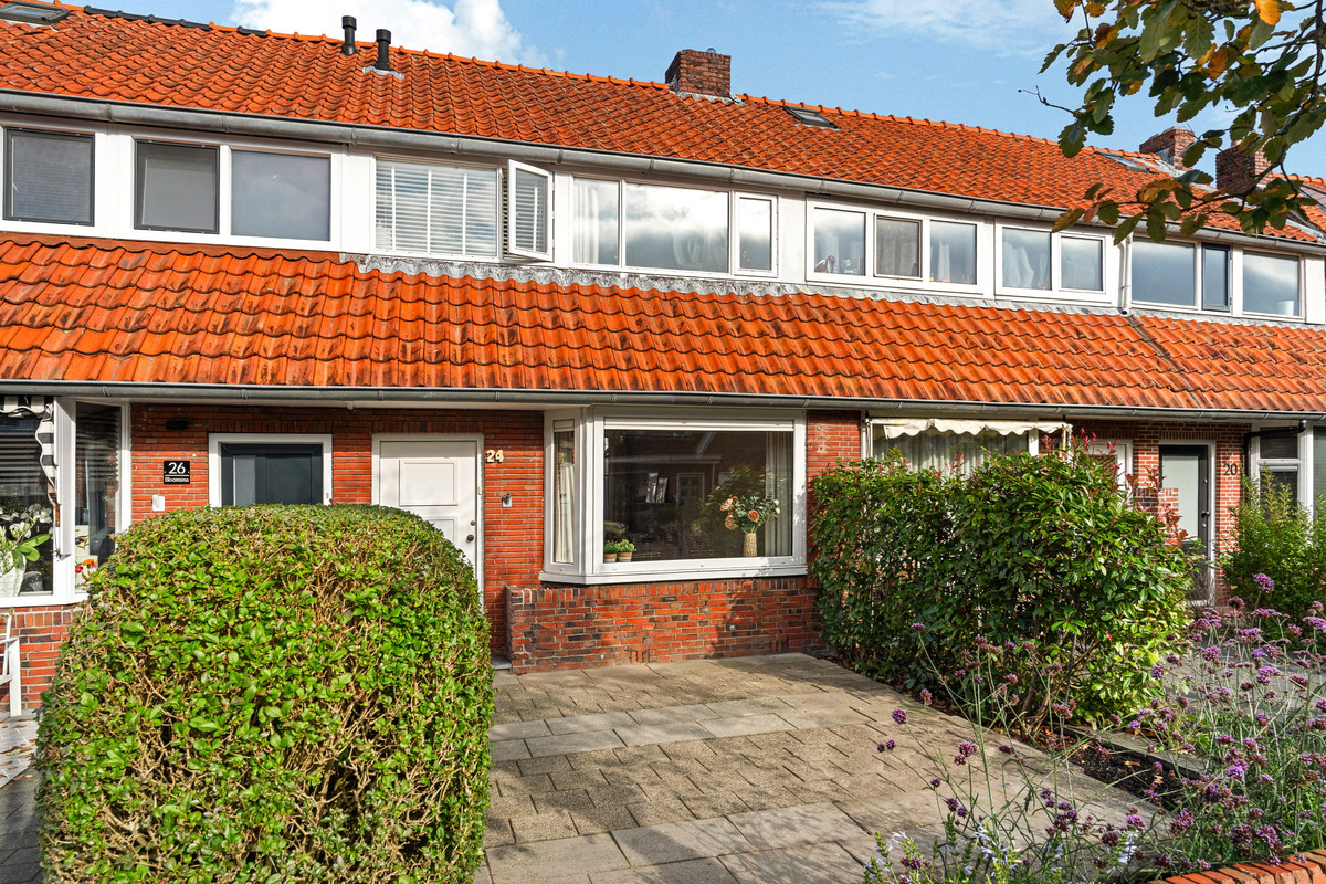 Tussenwoning te koop: D'hondecoeterstraat 24, Leeuwarden