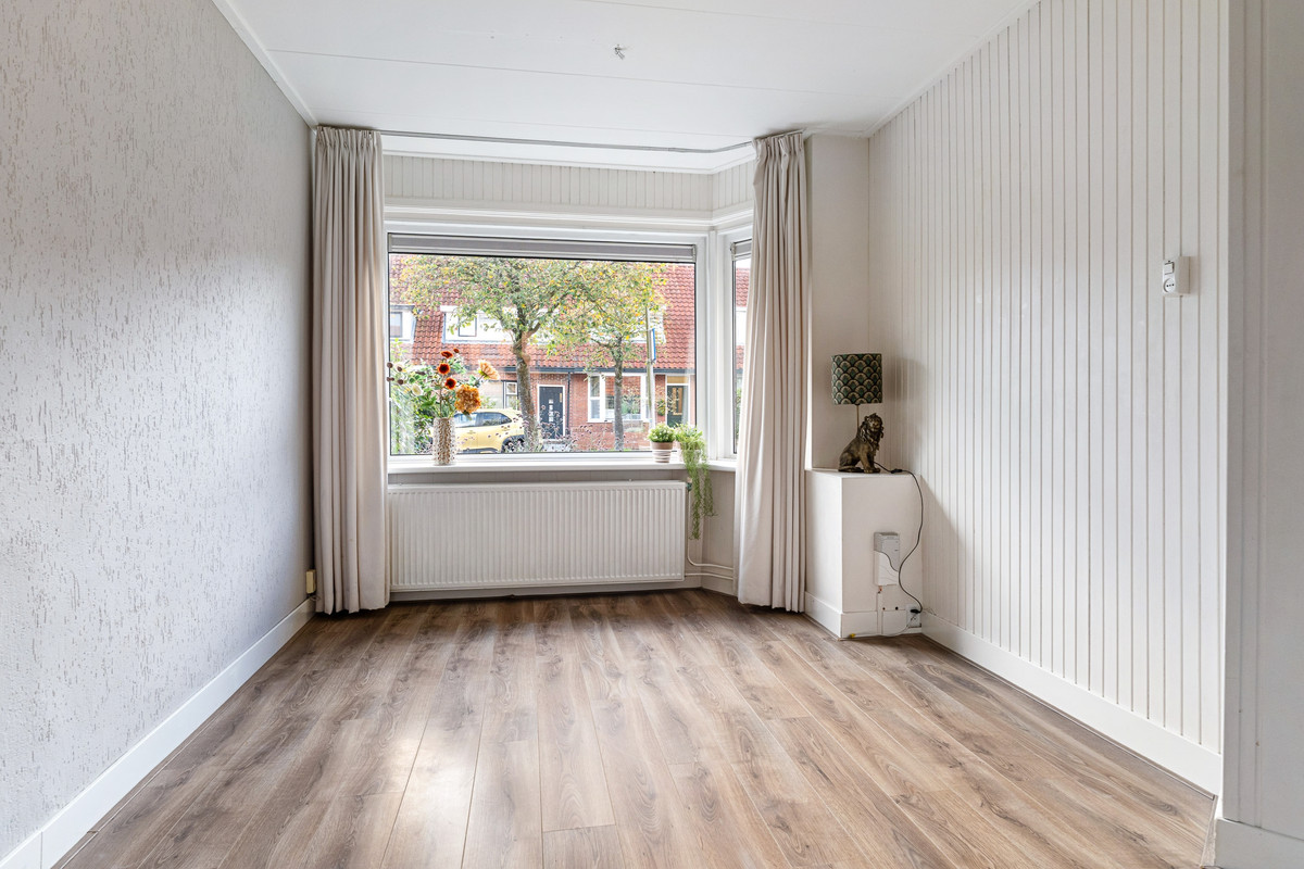 Tussenwoning te koop: D'hondecoeterstraat 24, Leeuwarden
