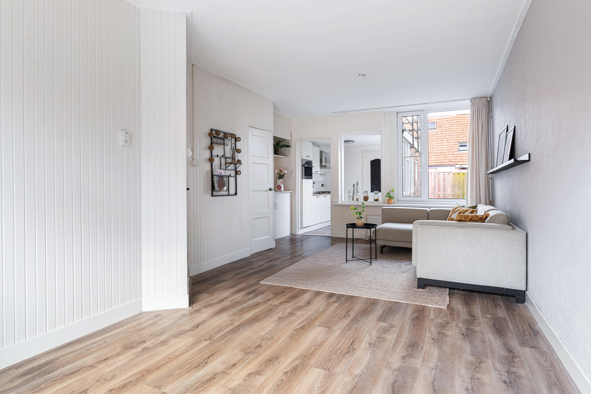Tussenwoning te koop: D'hondecoeterstraat 24, Leeuwarden