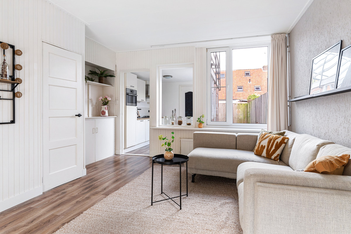 Tussenwoning te koop: D'hondecoeterstraat 24, Leeuwarden