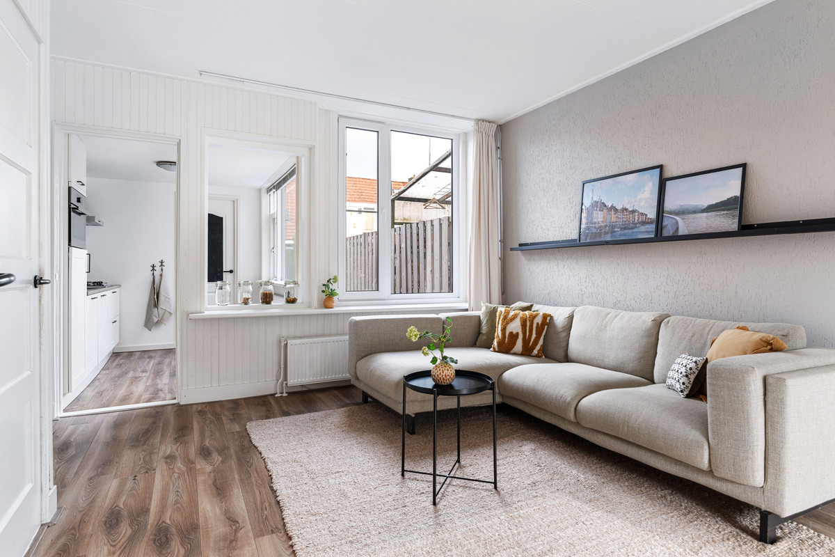 Tussenwoning te koop: D'hondecoeterstraat 24, Leeuwarden