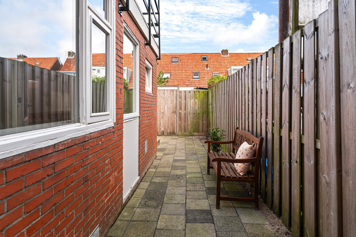 Tussenwoning te koop: D'hondecoeterstraat 24, Leeuwarden