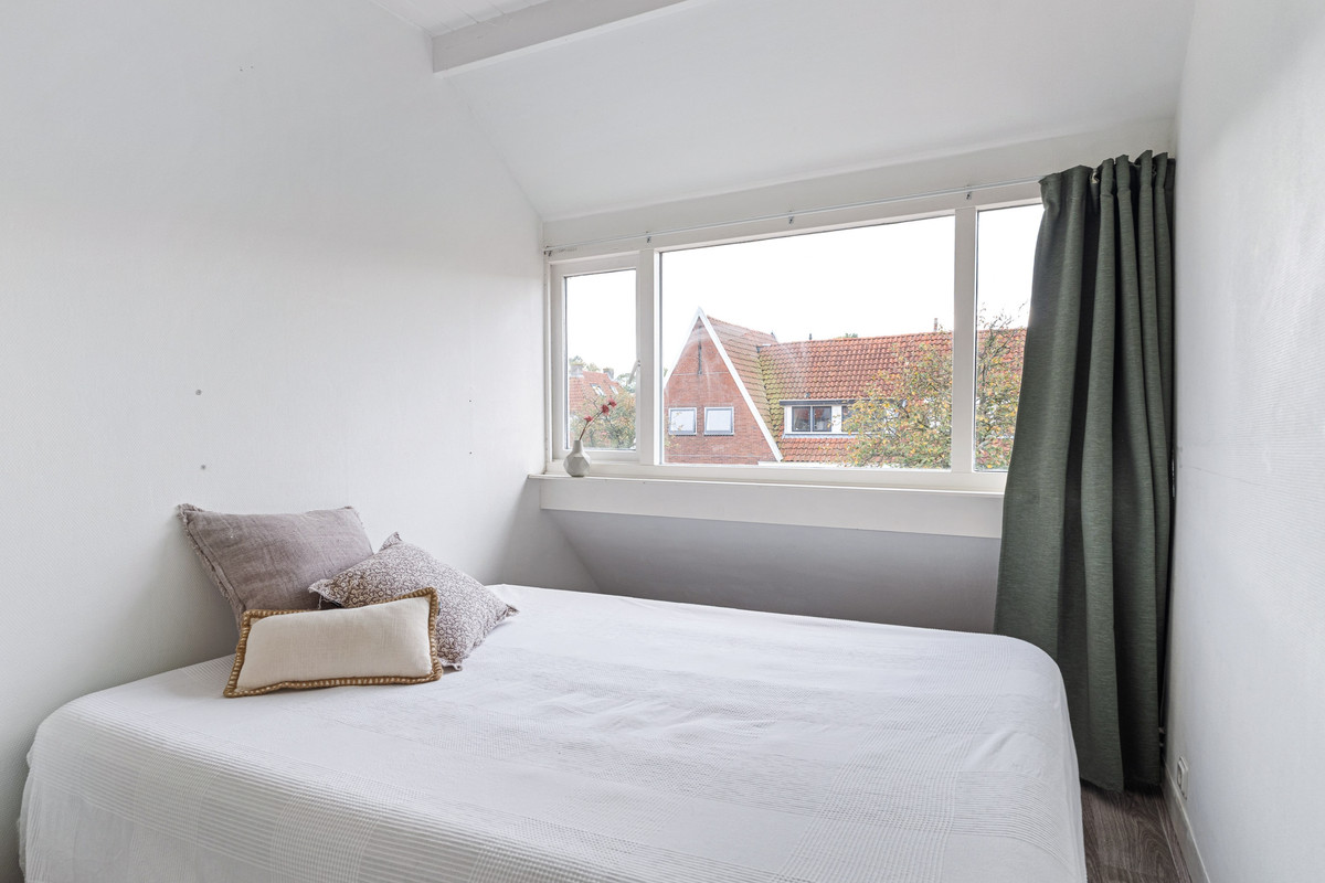 Tussenwoning te koop: D'hondecoeterstraat 24, Leeuwarden