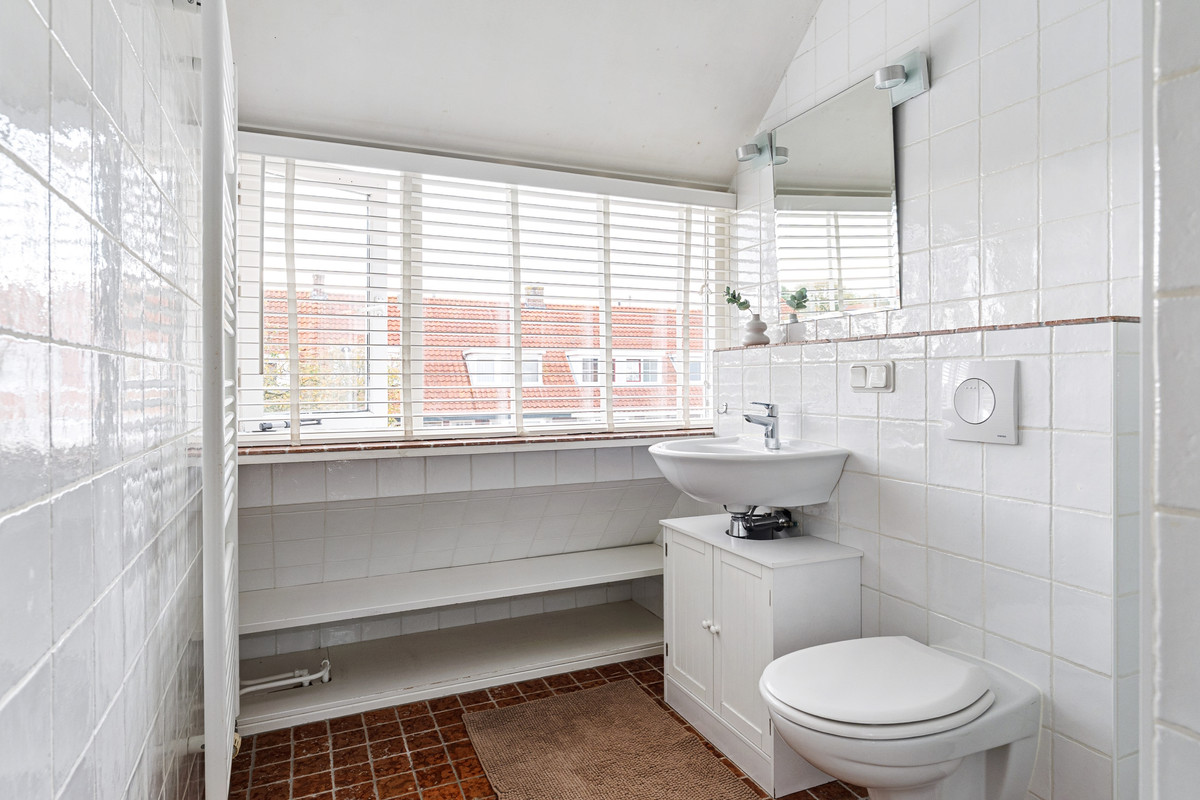 Tussenwoning te koop: D'hondecoeterstraat 24, Leeuwarden
