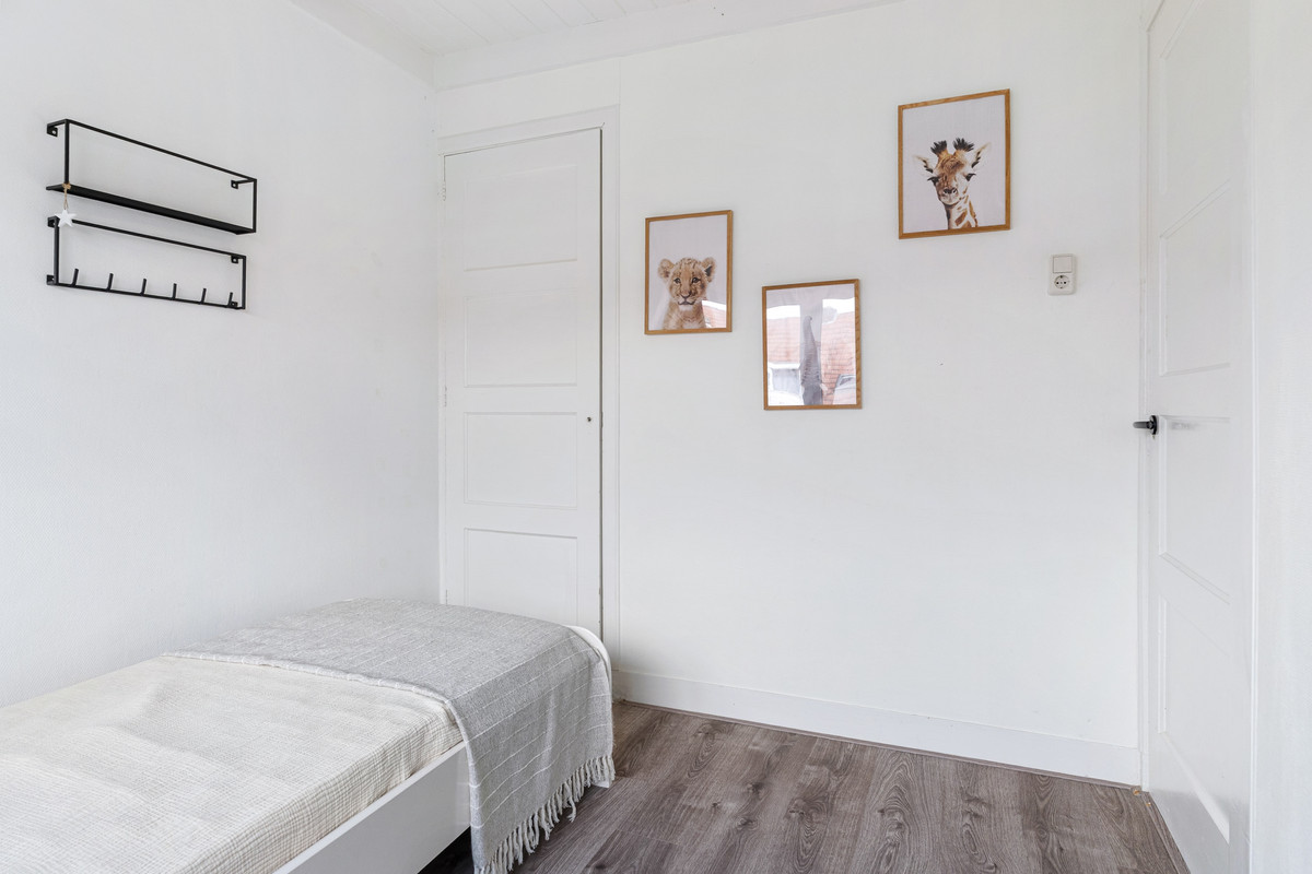Tussenwoning te koop: D'hondecoeterstraat 24, Leeuwarden