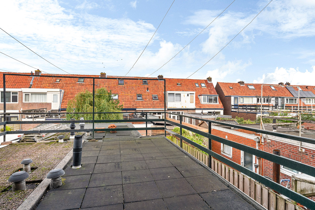 Tussenwoning te koop: D'hondecoeterstraat 24, Leeuwarden