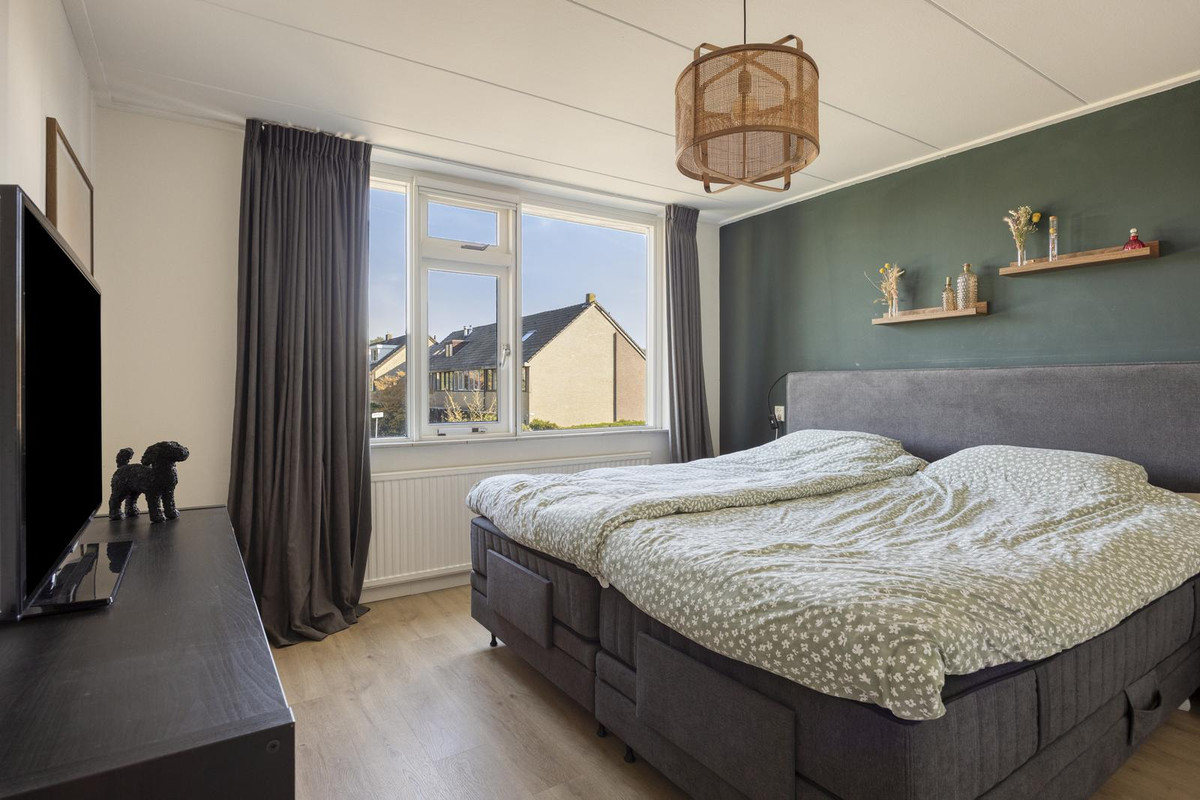 Tussenwoning te koop: Weegbree 20, Krimpen Aan Den Ijssel