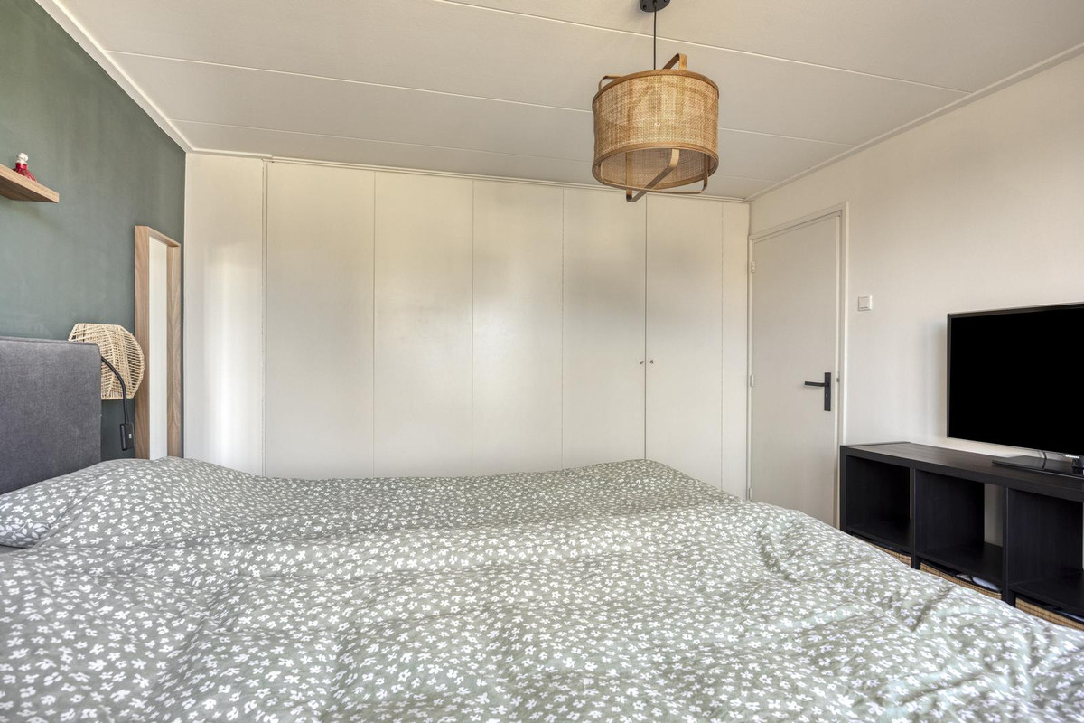 Tussenwoning te koop: Weegbree 20, Krimpen Aan Den Ijssel